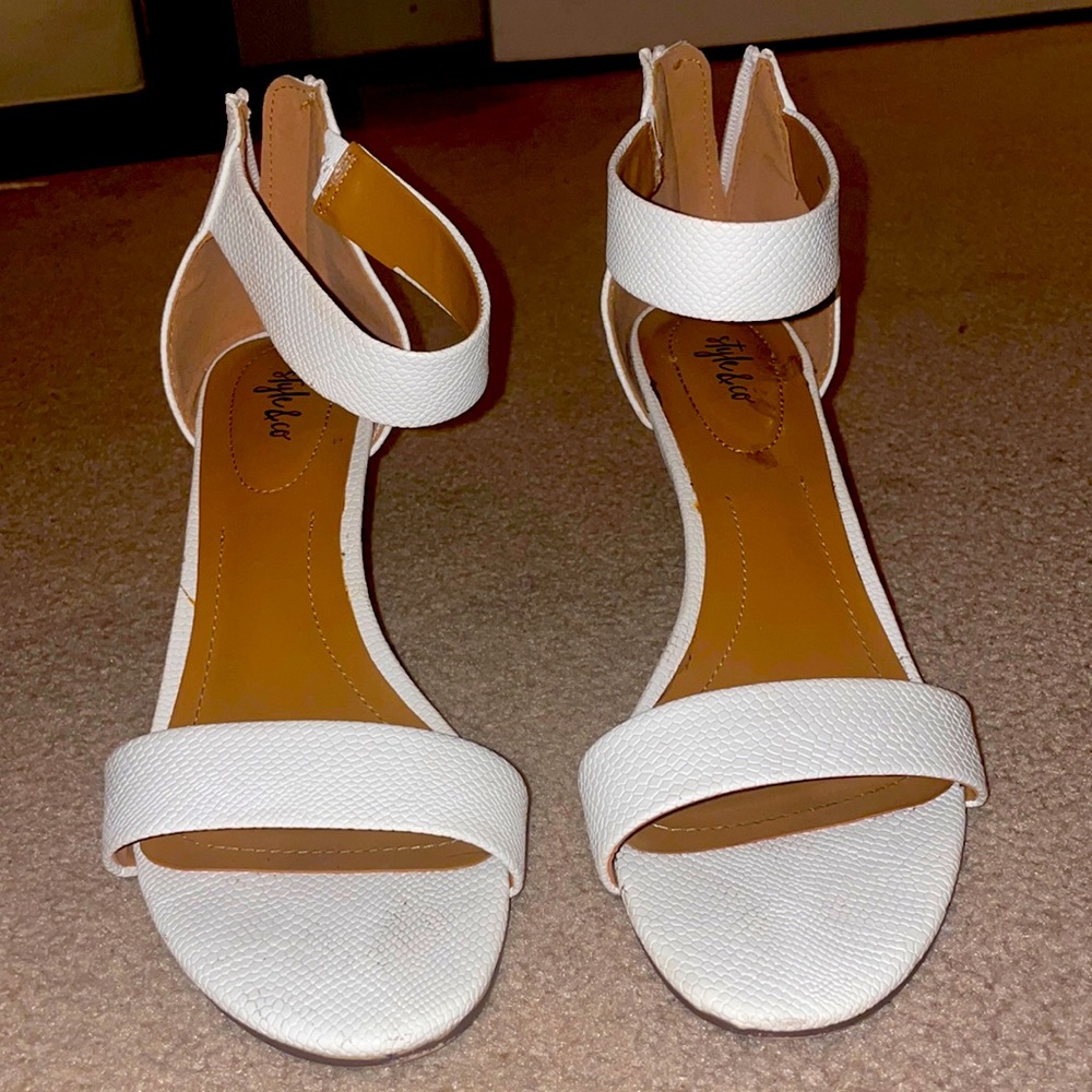 White women’s heels Style & Co